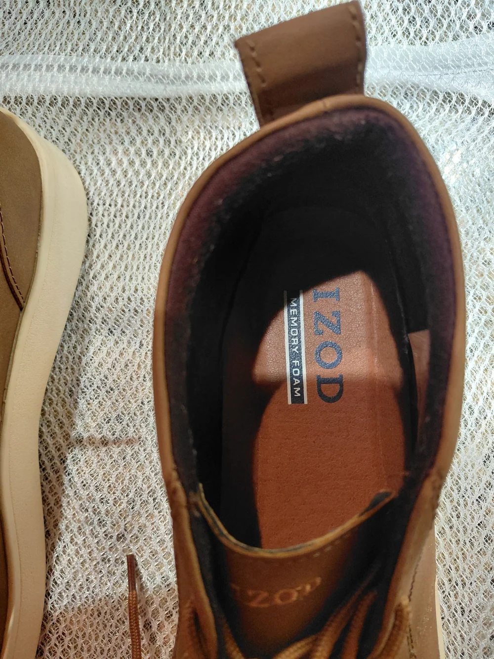 IZOD Men's Brown Casual Lace-Up Sneakers